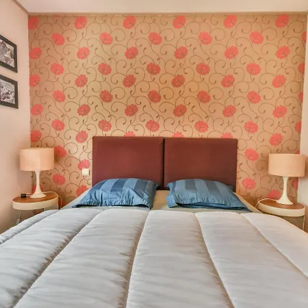 Spacieux T4 Proche Des Pistes Avec Terrasse Et Parking - 6-8 Pers. - Fr-1-685-22 *